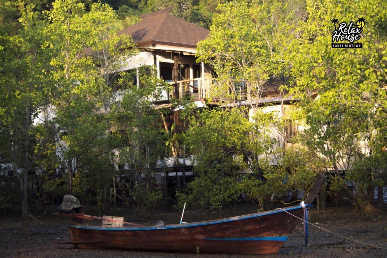 Hotel Relax House Lanta Old Town Ko Lanta Exterior foto